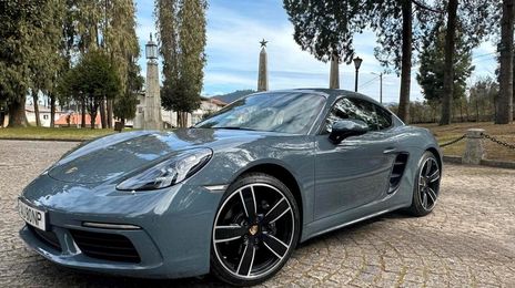 Porsche Cayman • 2017 • 79,999 km