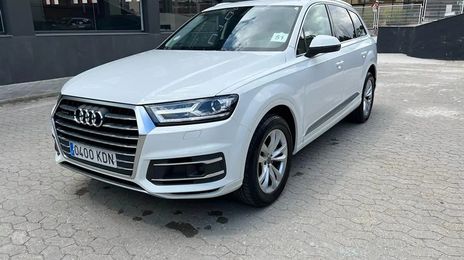Audi Q7 • 2018 • 60,000 km