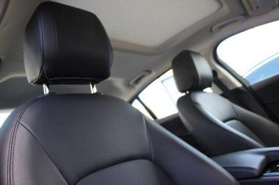 Jaguar XE • 2017 • 4,000 km