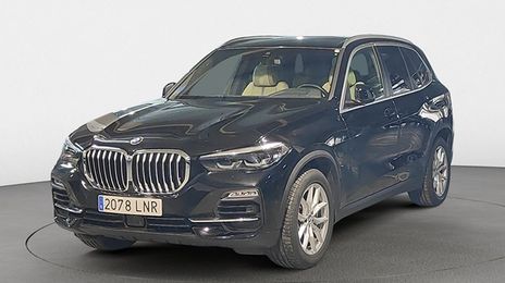 BMW X5 • 2021 • 70,186 km