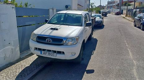 Toyota Hilux • 2011 • 138,000 km
