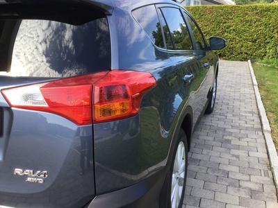 Toyota RAV4 • 2013 • 102,000 km