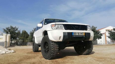 Nissan Patrol GR • 1999 • 181,000 km