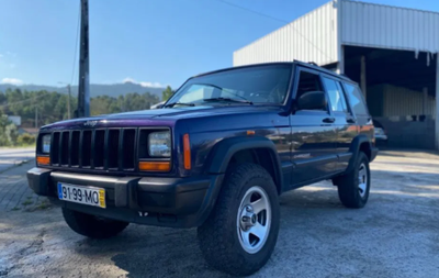 Jeep Cherokee • 1999 • 178,000 km