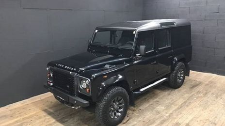 Land Rover Defender • 2013 • 97,000 km