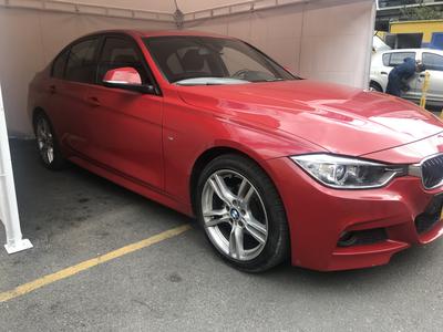 BMW Rad 3 • 2015 • 27,400 km