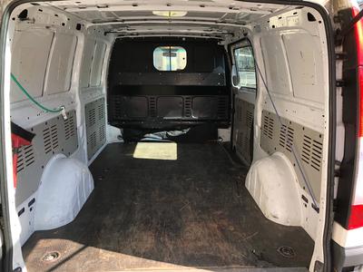 Mercedes-Benz 115 • 2008 • 105,000 km