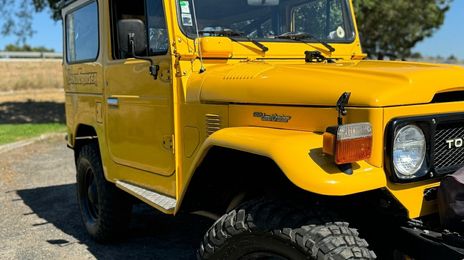 Toyota FJ Cruiser • 1981 • 88,500 km