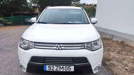 Mitsubishi Outlander • 2014 • 127,555 km