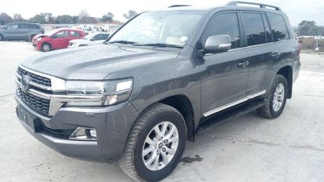 Toyota Land Cruiser • 2020 • 45,252 km