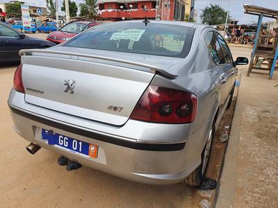 Peugeot 407 • 2005 • 200,000 km