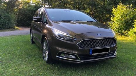 Ford S-Max • 2016 • 142,000 km