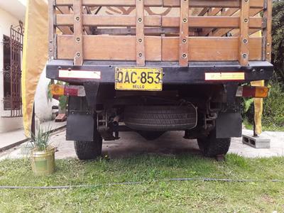 Chevrolet Luv • 1989 • 92,000 km