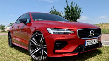 Volvo S60 • 2019 • 86,000 km