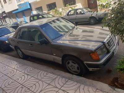 Mercedes-Benz 200 - 300 • 1994 • 260,521 km