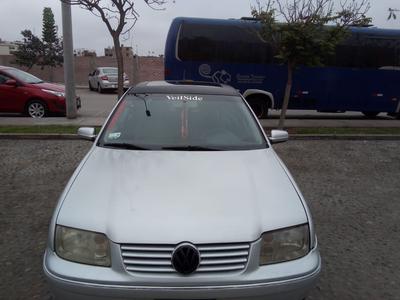 Volkswagen Bora • 2004 • 179,000 km