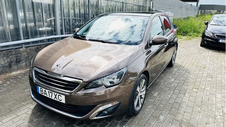 Peugeot 308 • 2013 • 120,000 km