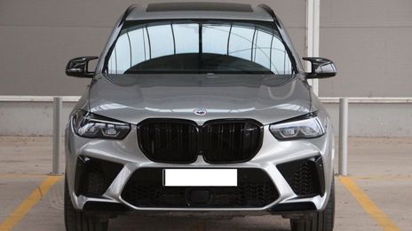 BMW X5 • 2022 • 6,300 km