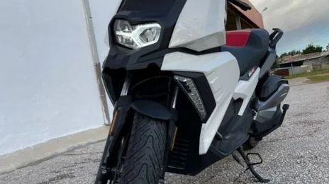 Bmw c400x • 2018 • 6,000 km