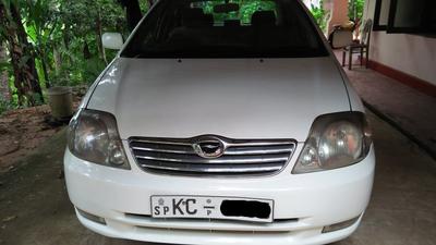 Toyota Corolla • 2003 • 200,000 km