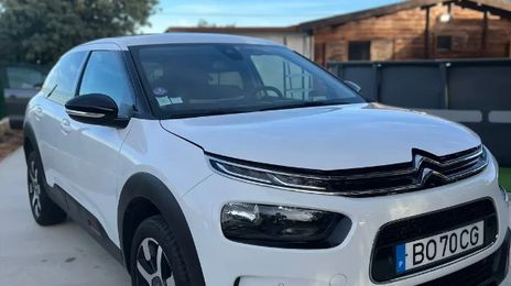 Citroën C4 • 2018 • 19,000 km