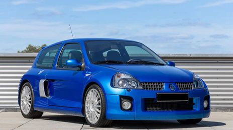 Renault Clio • 2003 • 24,500 km