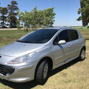 Peugeot 307 • 2011 • 165,000 km
