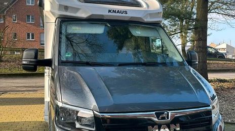 Mercedes-Benz Sprinter • 2023 • 800 km