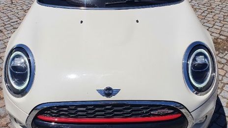 MINI Cooper • 2018 • 10,000 km