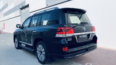 Toyota Land Cruiser • 2020 • 95,600 km