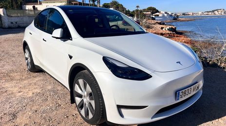 Tesla Model Y • 2022 • 22,510 km
