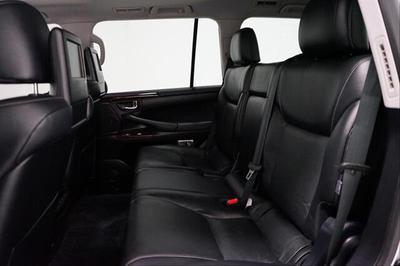 Lexus LX • 2013 • 85,880 km