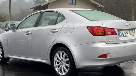 Lexus IS 200 • 2007 • 319,000 km