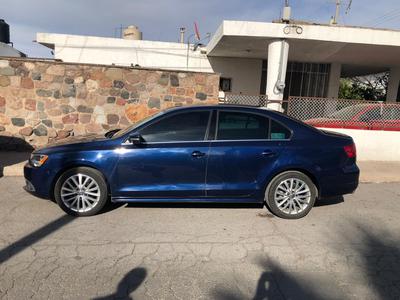 Volkswagen Jetta • 2014 • 65,000 km