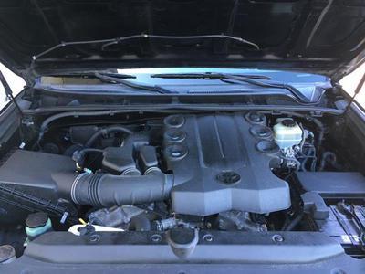 Toyota 4-Runner • 2012 • 27,801 km