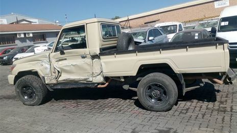 Toyota Land Cruiser • 2012 • 130,255 km