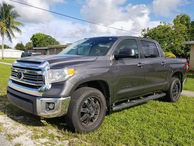 Toyota Tundra • 2016 • 9 km