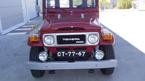 Toyota Land Cruiser • 1980 • 150,000 km