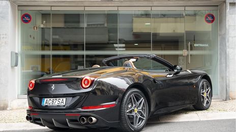 Ferrari California T • 2017 • 20,000 km