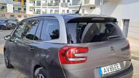 Citroën C4 • 2019 • 235,000 km