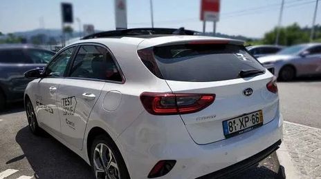 Kia Cee`d • 2019 • 14,900 km