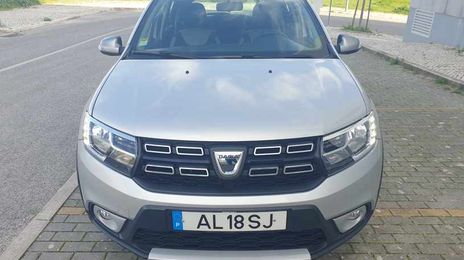 Dacia Sandero • 2017 • 61,000 km