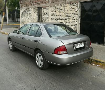 Nissan Sentra • 2003 • 120,000 km