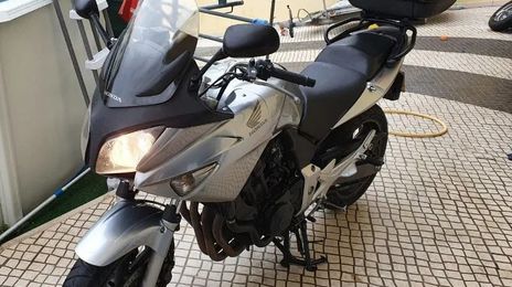 Honda vtr • 2006 • 72,480 km