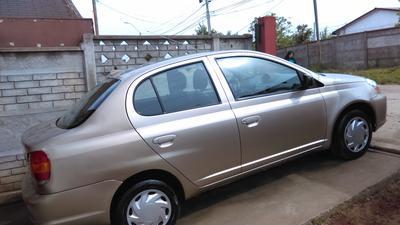 Toyota Yaris • 2005 • 130,000 km