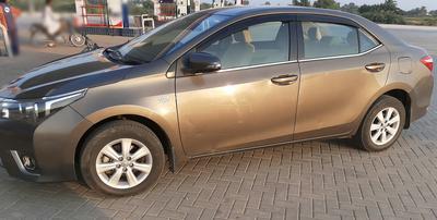 Toyota Corolla sedan • 2015 • 70,000 km