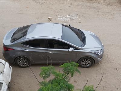 Hyundai Elantra • 2013 • 83,000 km
