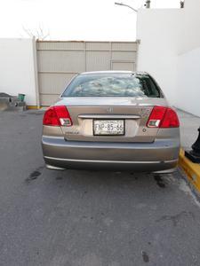 Honda Civic • 2004 • 221,783 km