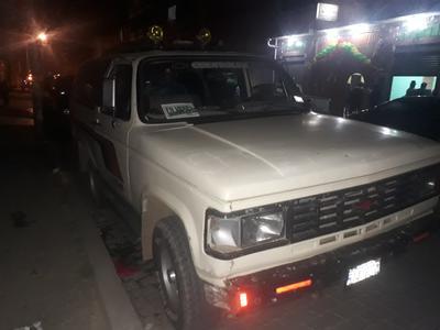 Chevrolet 1500 • 1990 • 100,000 km
