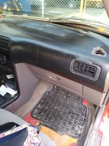 Nissan Sentra v16 • 1995 • 212,309 km